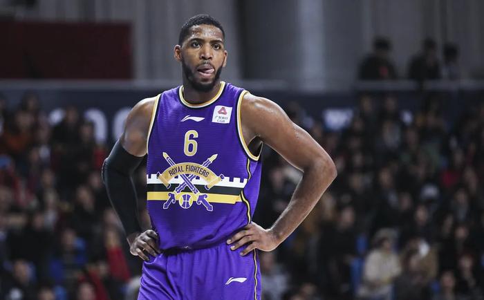 PANDA-关键战CBA常规赛传出新动向，莱比锡官宣签约，高层表态——更衣室稳定，控场能力成焦点的简单介绍