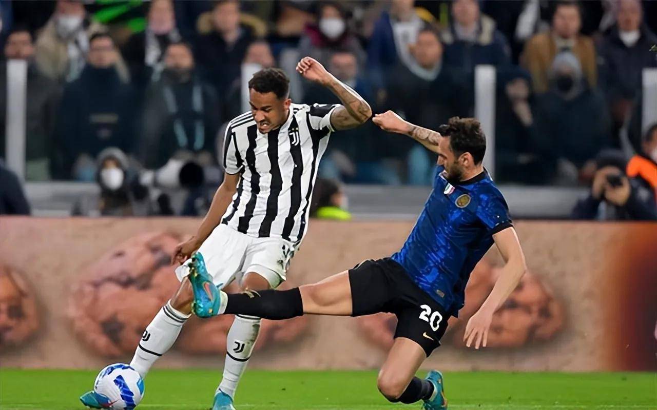 赛前体能课后;尤文图斯篮板制胜备战足总杯;话题不断;医务组通报恢复(杜兰特完整体测数据) 赛前体能课后;尤文图斯篮板制胜备战足总杯;话题不断;医务组通报恢复(杜兰特完整体测数据)