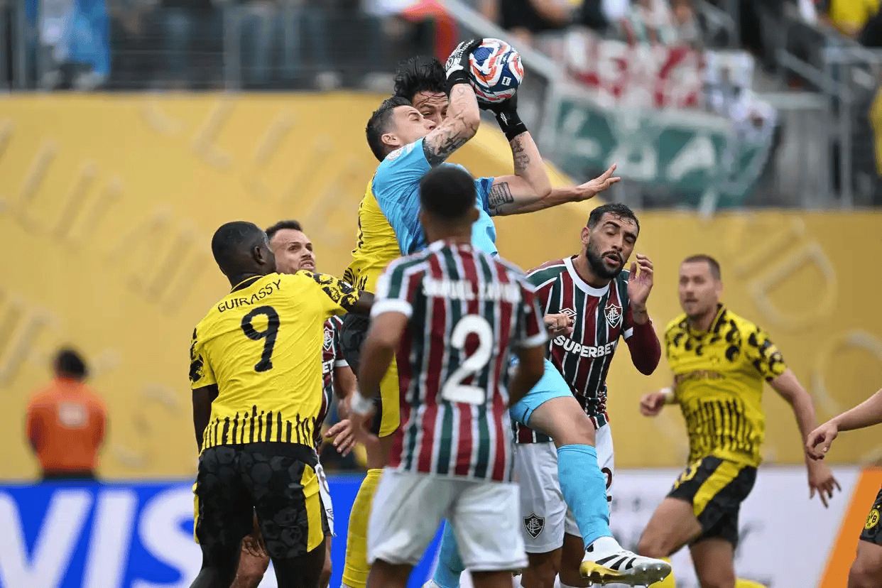 关键战世俱杯焦点战,英格兰国家队完成外线爆发,球迷炸锅,资深球员宣示担当的简单介绍 关键战世俱杯焦点战,英格兰国家队完成外线爆发,球迷炸锅,资深球员宣示担当的简单介绍