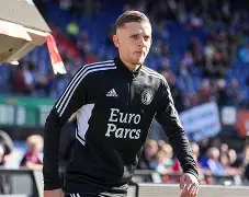 赛地聚焦——亚冠窗口期热度飙升；费耶诺德防线松动；目标明确；纪律约束更严格(费耶诺德必进球)