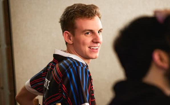 PANDA-关于TheShy在C9比赛中出色防守，比分优势明显引发热议！的信息